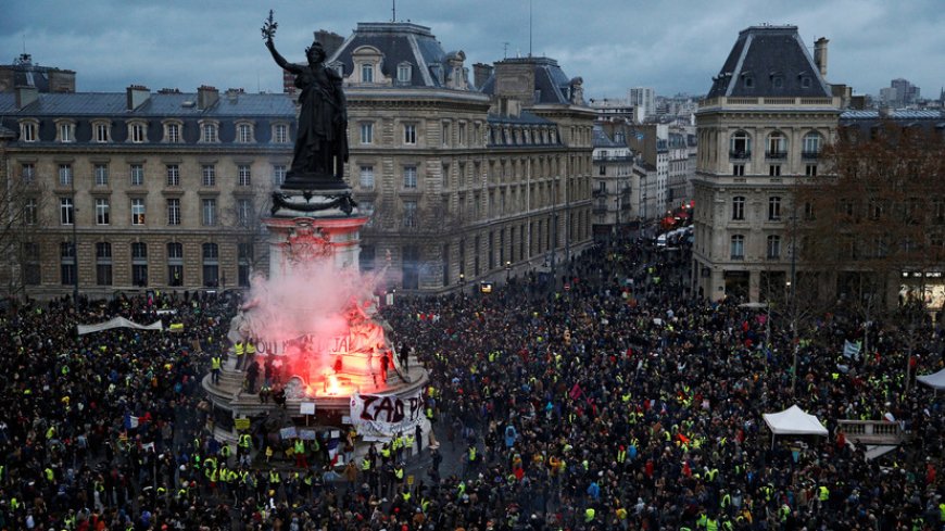 Присутствие миллиона человек во французских протестах