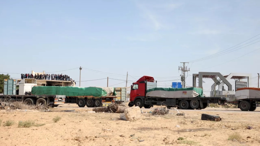 Al-Jazeera: в сектор Газа через КПП "Рафах" прибыли десять грузовиков с помощью