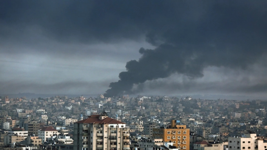 Король: ВВС Иордании сбросили гумпомощь полевому госпиталю страны в Газе