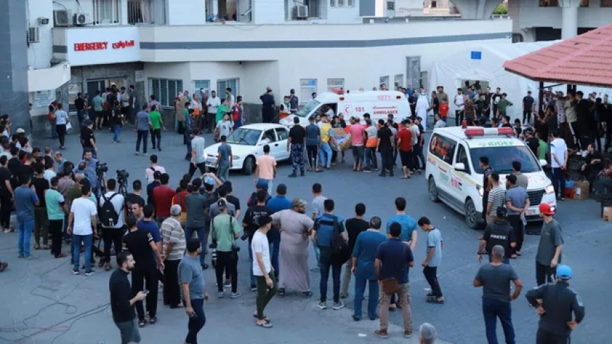 Al Arabia: армия Израиля окружила крупнейшую в Газе больницу "Аш-Шифа"